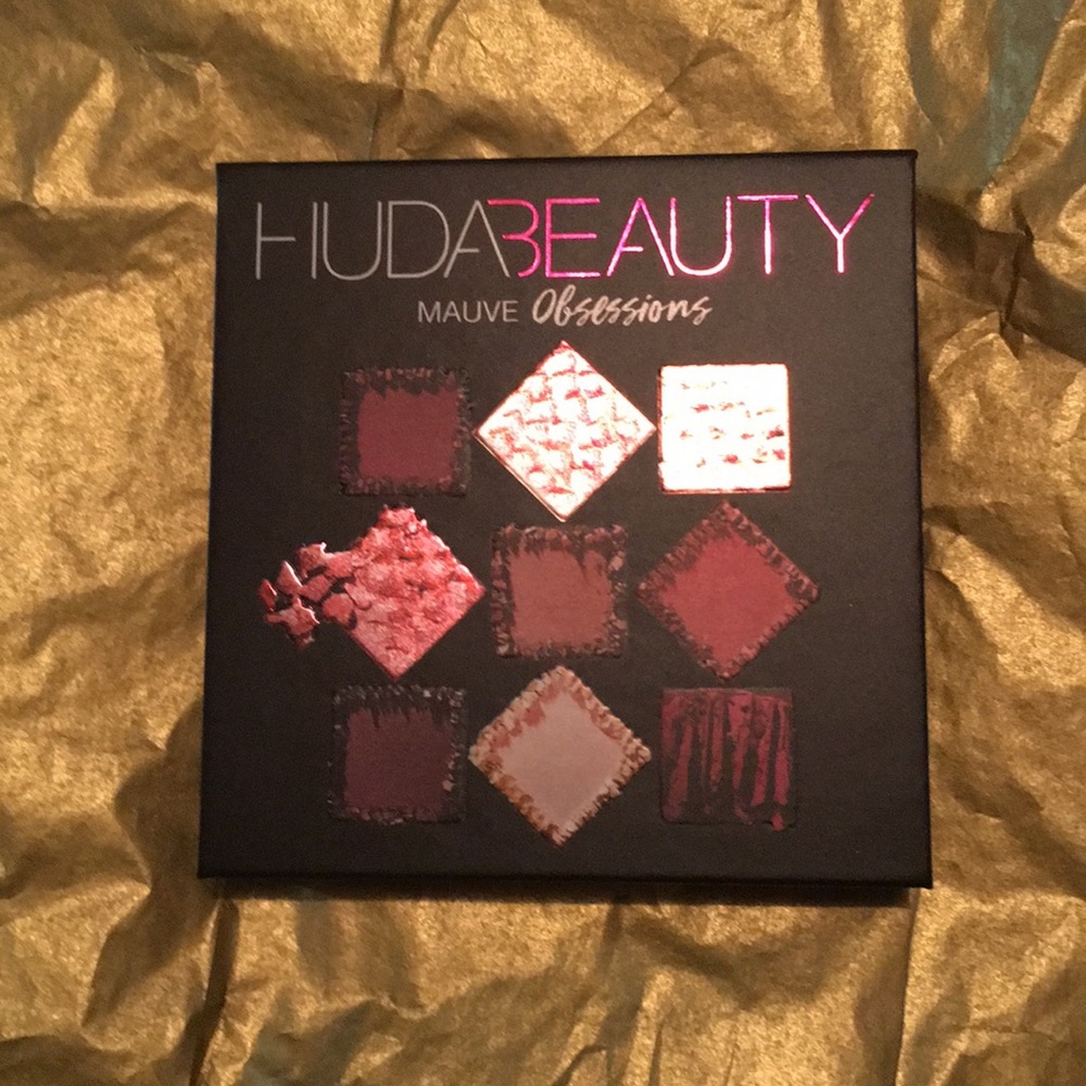 🌺 Huda Beauty mauve obsessions eyeshadow!!